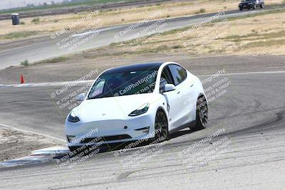 media/Sep-14-2024-Speed Ventures (Sat) [[a2bf28f496]]/Yellow Group/Session 3 (Offramp)/